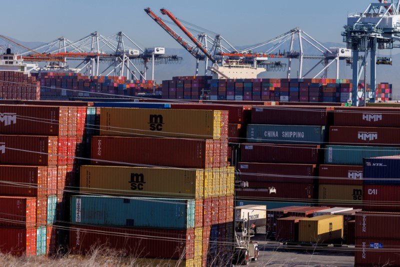 US Trade Deficit Shrinks in August as Exports Surge and Imports Decline