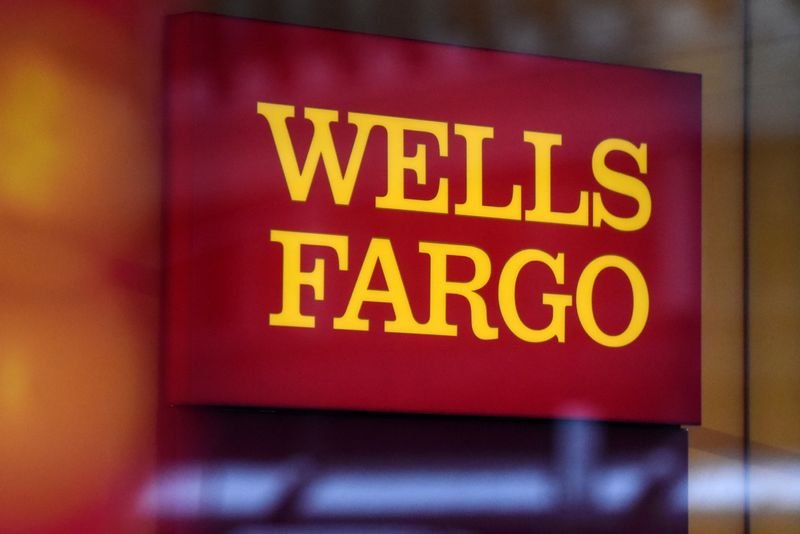 Wells Fargo Surpasses Profit Expectations as Provisions Decline, Shares Climb