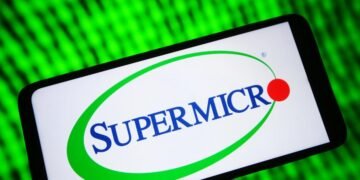 Super Micro stock in 2024