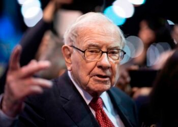 Warren Buffett's favored internet stock